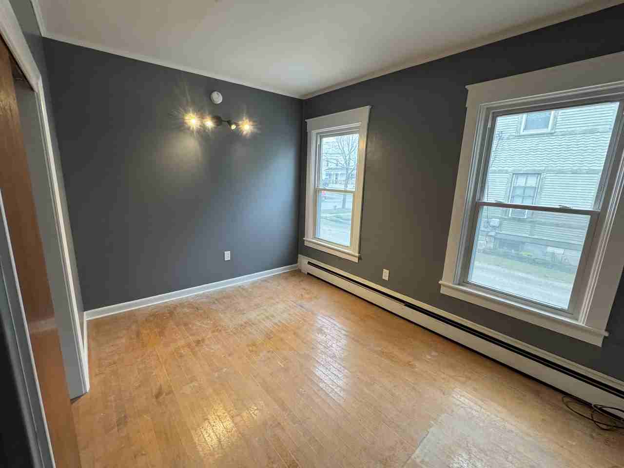 16 E Washington St #1 - Photo 6 of 7