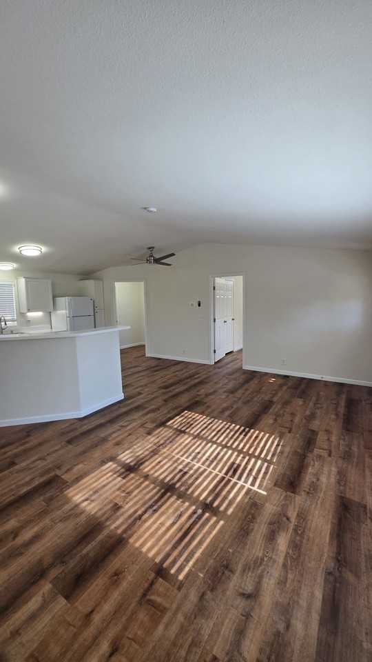 1118 Dale Ct #NA - Photo 5 of 16