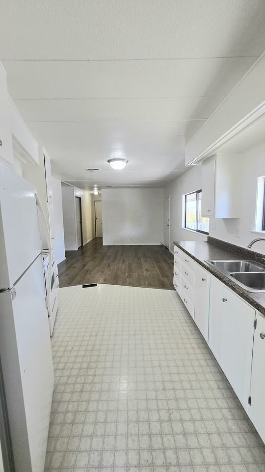 21 Ramon St #NA - Photo 5 of 17