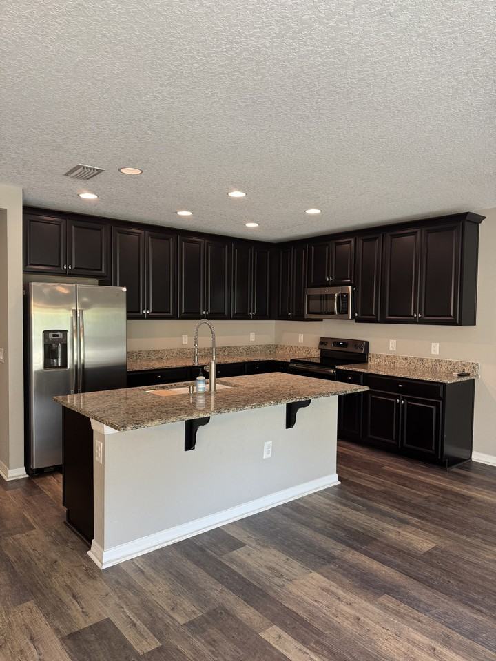 18690 Alfaro Loop #NA - Photo 6 of 19
