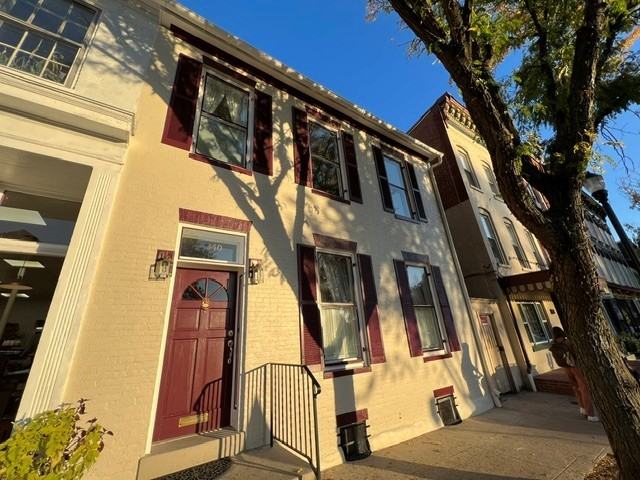 340 N Market St #NA - Photo 3 of 39