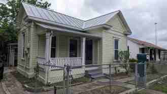 1020 W Poplar St #NA - Photo 1 of 1