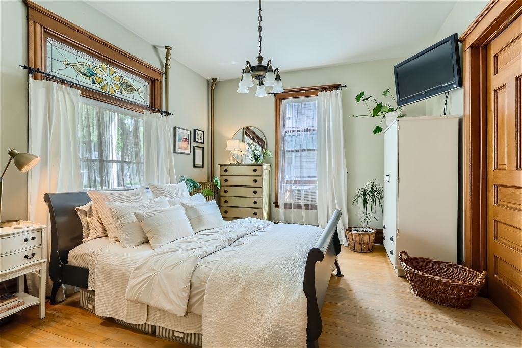 1816 13th Avenue South - Photo 5 of 23