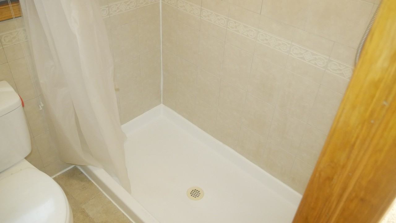 411 Hillside Ave #NA - Photo 5 of 6