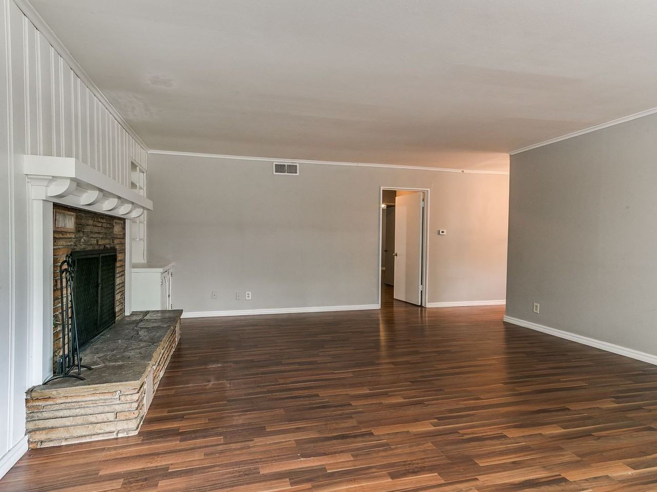 3920 N Classen Blvd - Photo 2 of 18