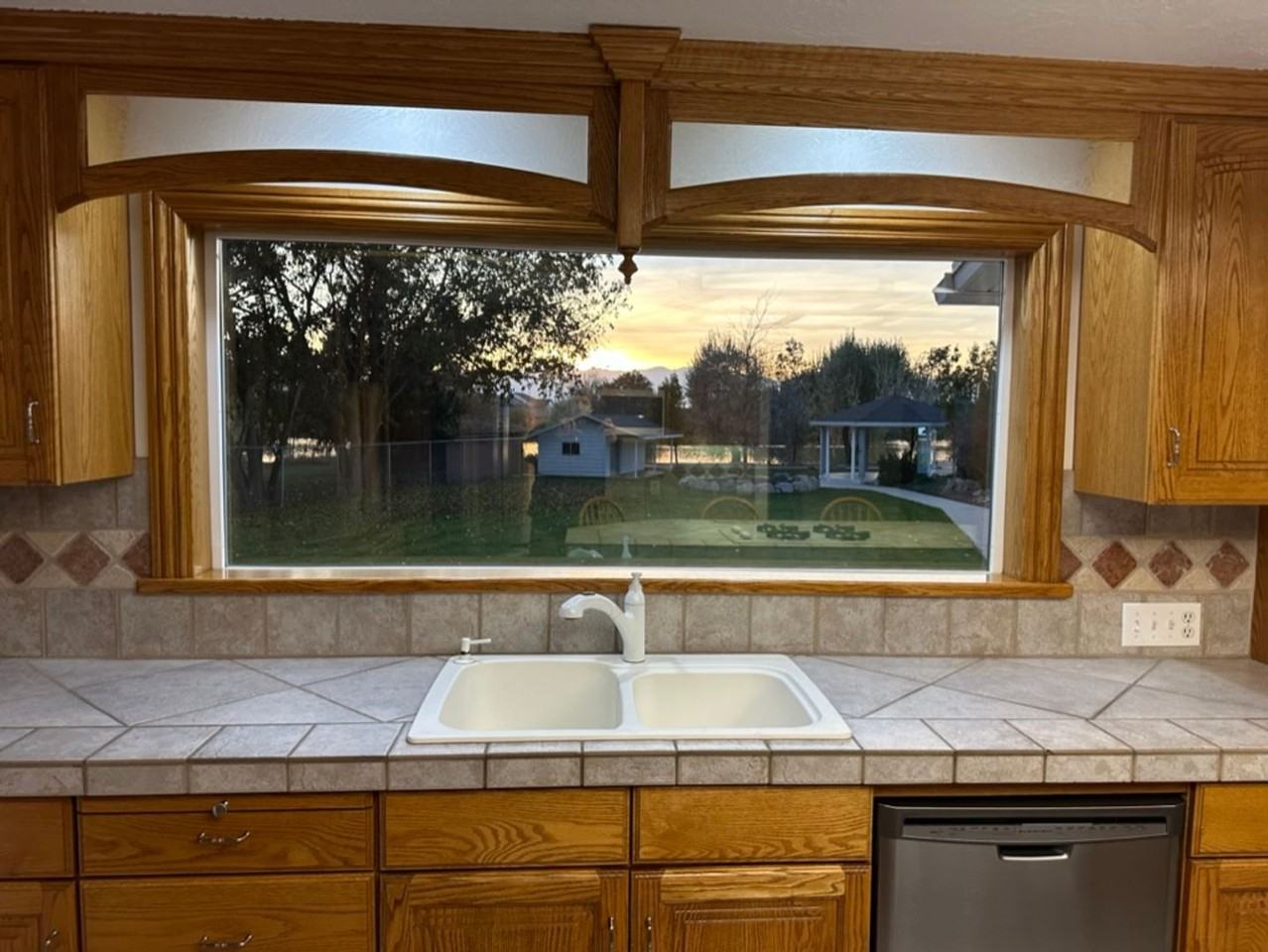 12838 S 300 E - Photo 3 of 23