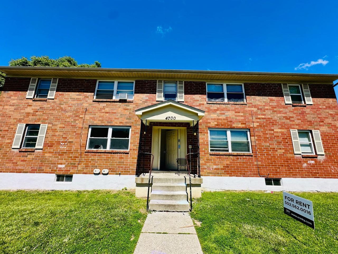 4700 Walnut Grove Avenue - Photo 4 of 5