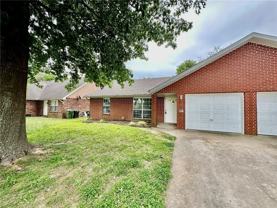 802 E Kara Ln - Photo 1 of 1