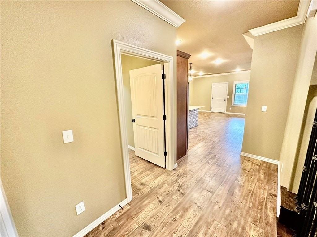 186 Old Farmington Rd - Photo 3 of 30