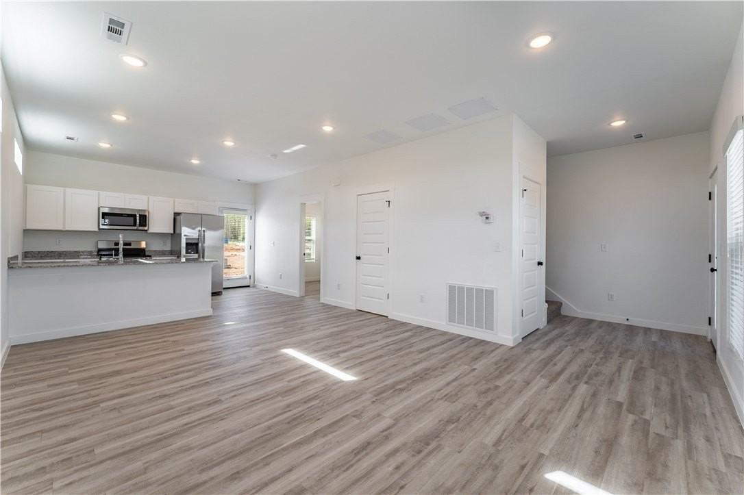 1101 Kentucky Ave - Photo 4 of 19