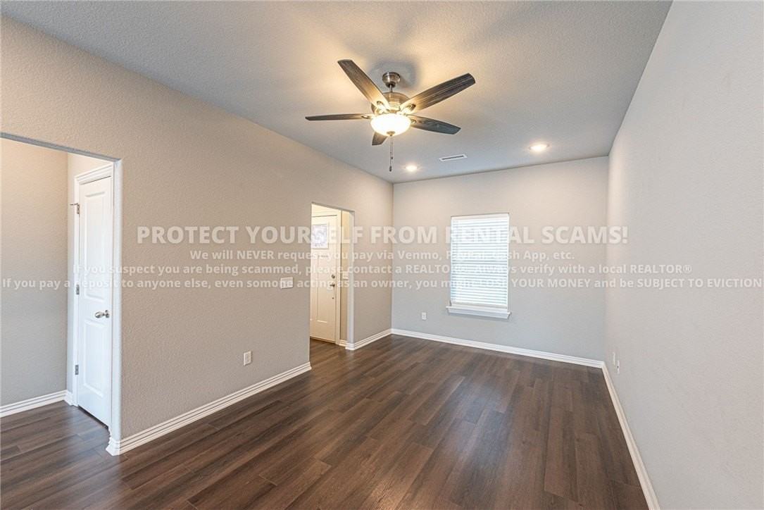 211 Grove Ln - Photo 4 of 17