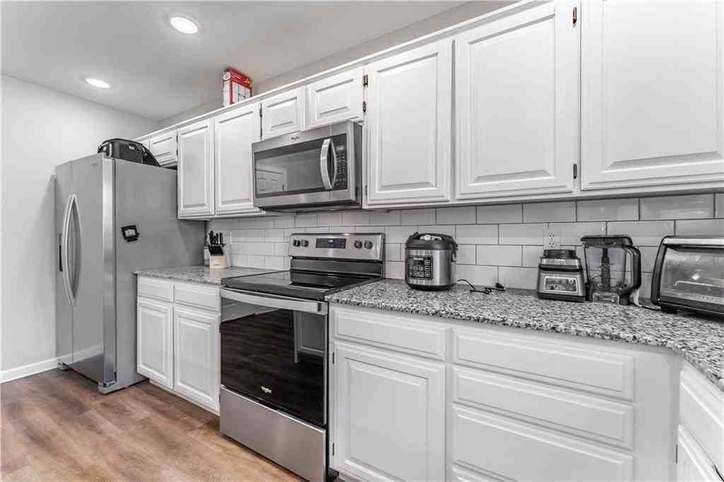 707 E Kara Ln - Photo 6 of 21