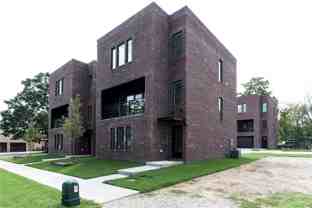 861 W Capitol Dr - Photo 1 of 1