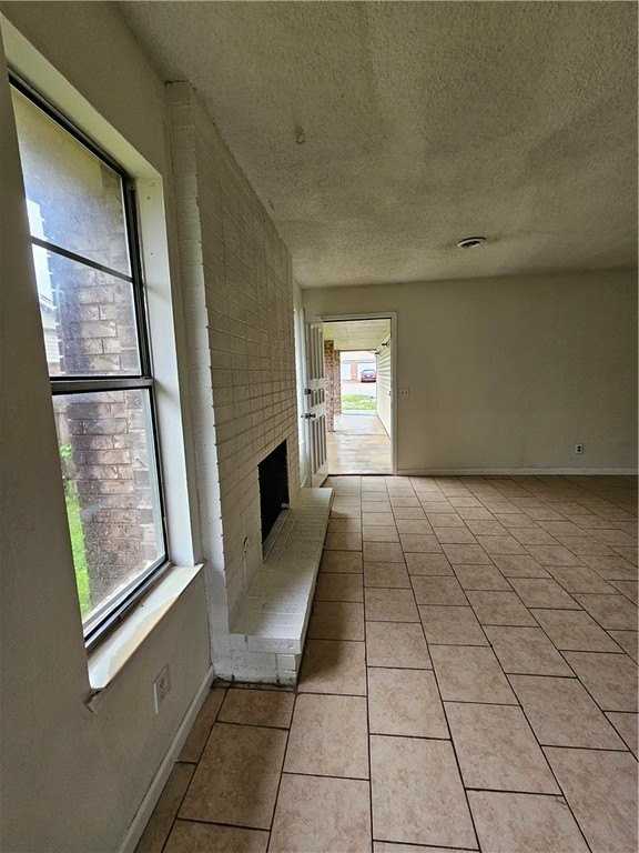 708 S 23rd St - Photo 7 of 15