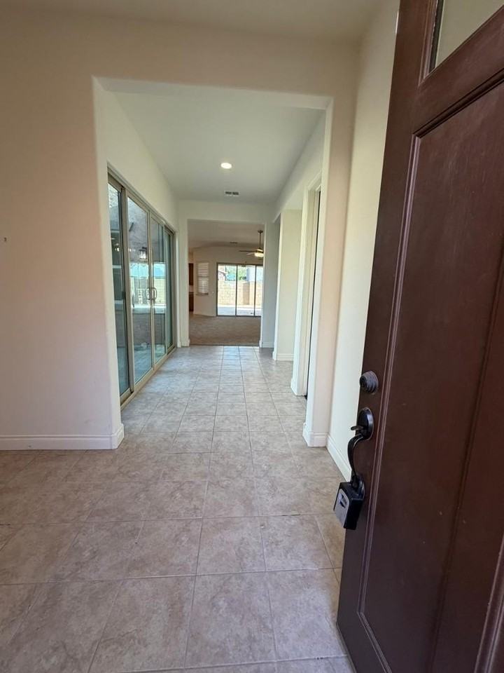 9541 E Theia Dr - Photo 4 of 39