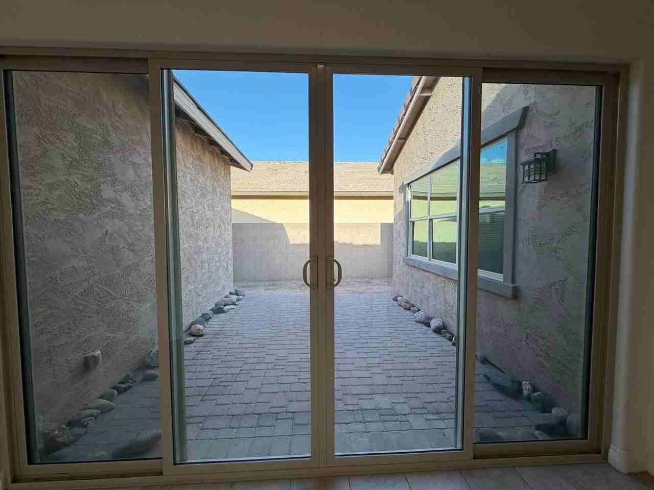 9541 E Theia Dr - Photo 6 of 39