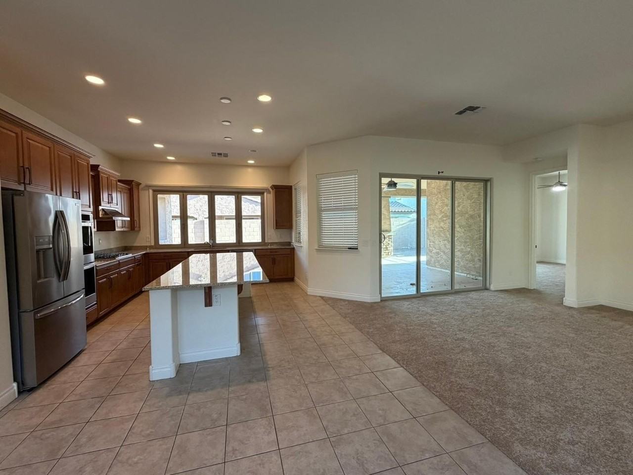 9541 E Theia Dr - Photo 7 of 39