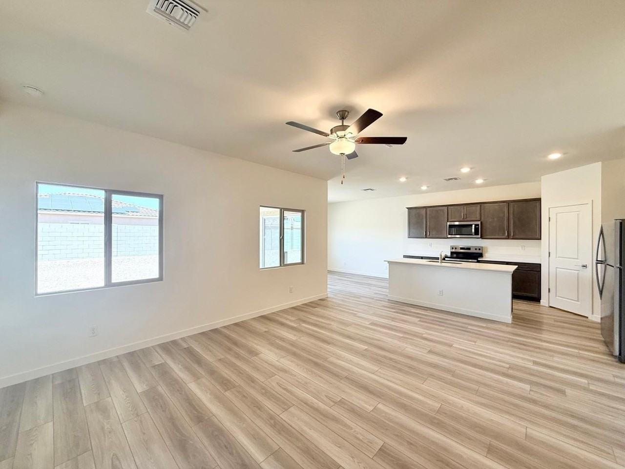 634 W Red Hawk Ct - Photo 7 of 21