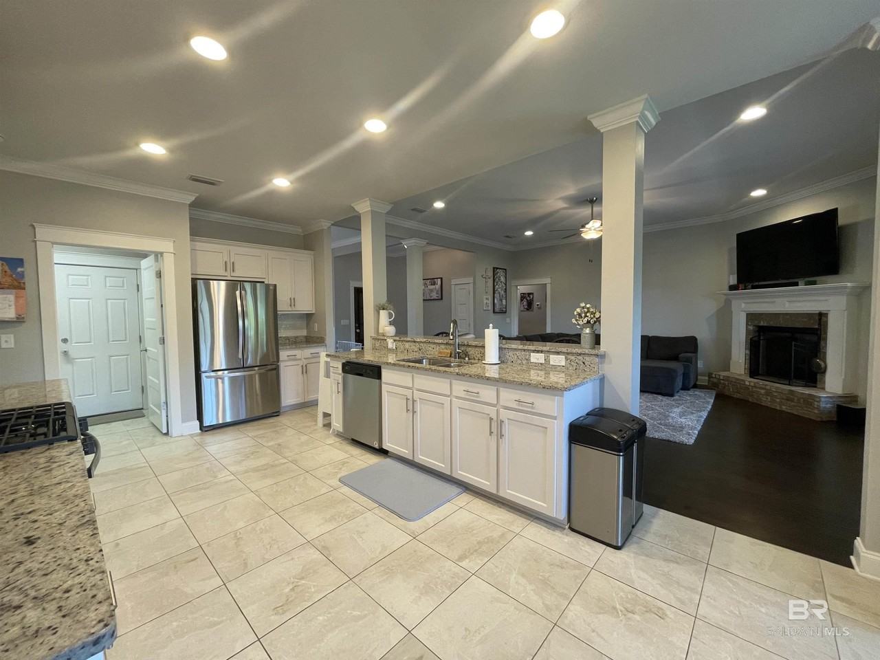 27035 Allenbrook Ct - Photo 6 of 25