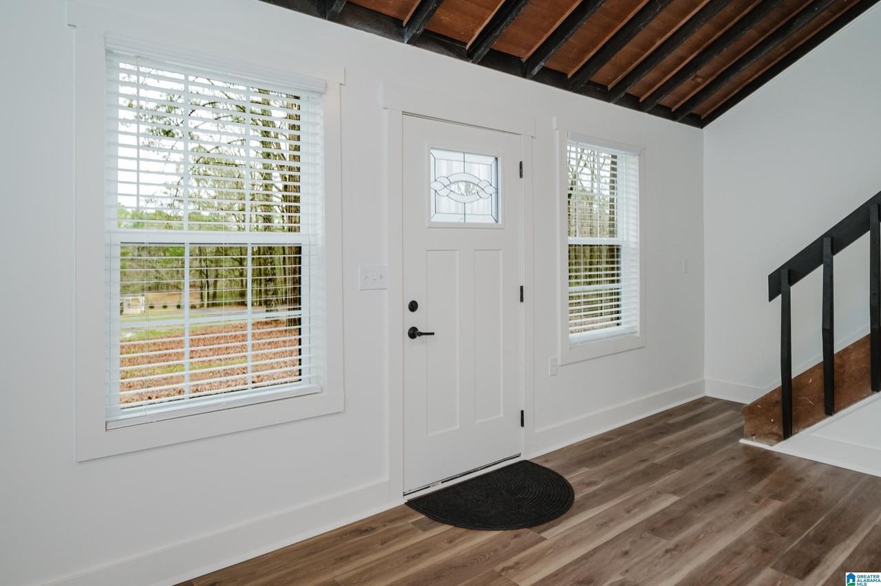 70 Powers Blvd - Photo 7 of 45