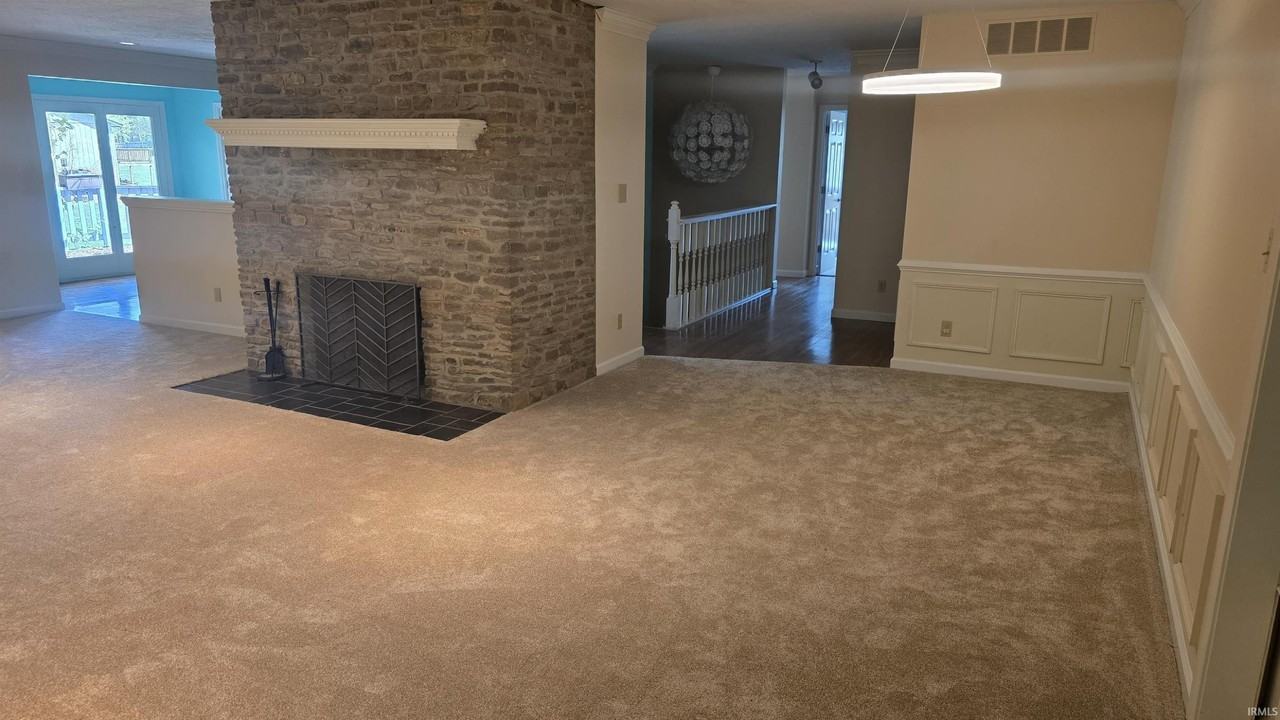 4125 S Judee Dr - Photo 2 of 32