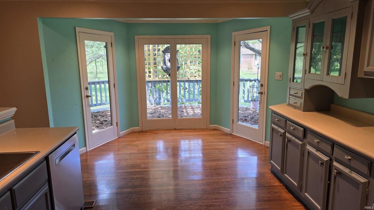 4125 S Judee Dr - Photo 7 of 32