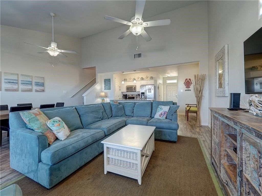 15102 Dory Dr - Photo 4 of 15