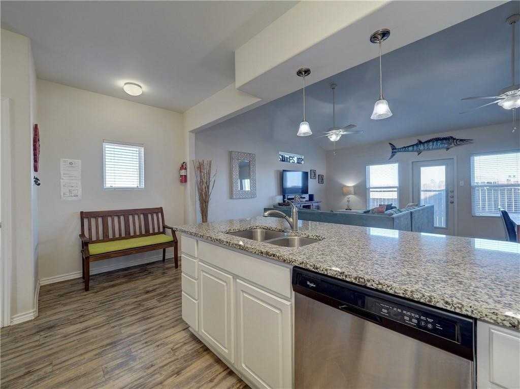15102 Dory Dr - Photo 7 of 15