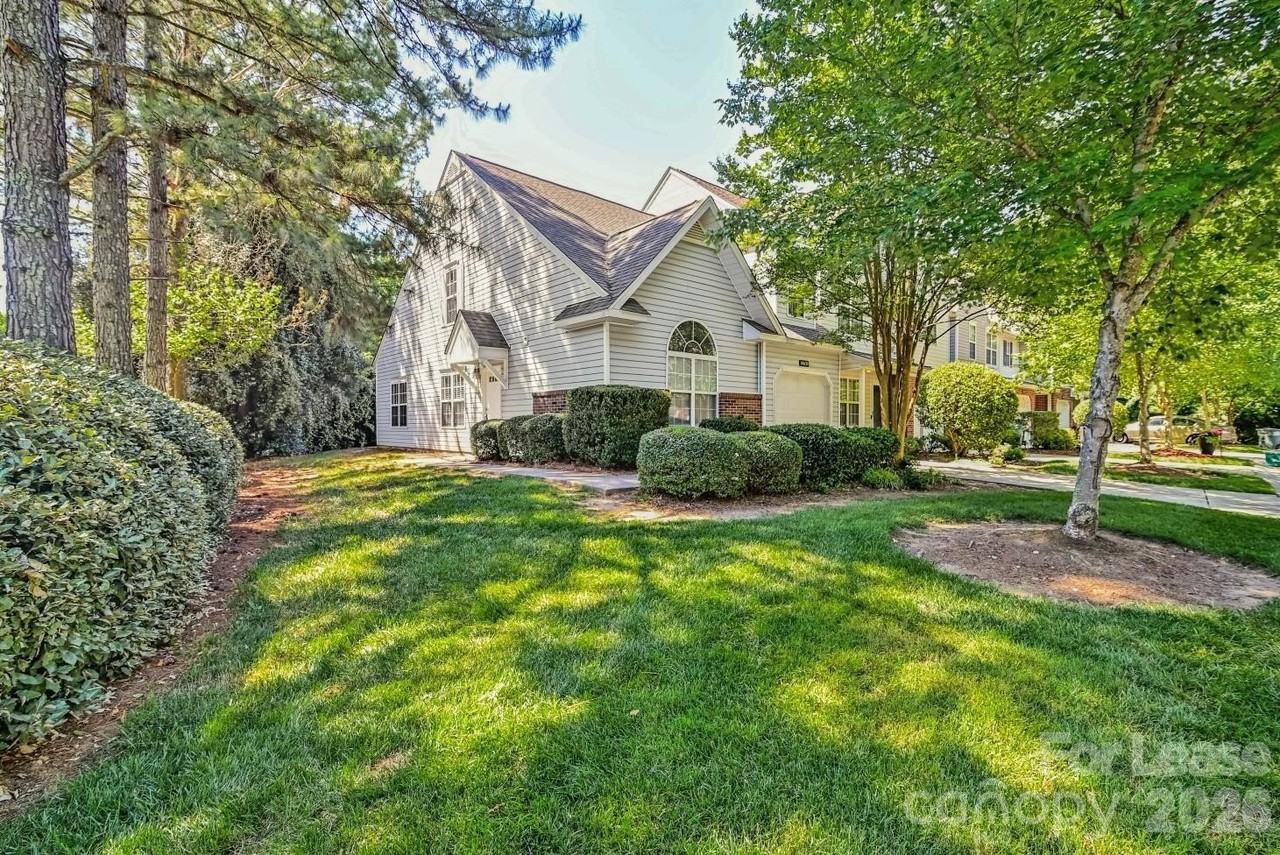 10630 Sleigh Bell Ln - Photo 2 of 36