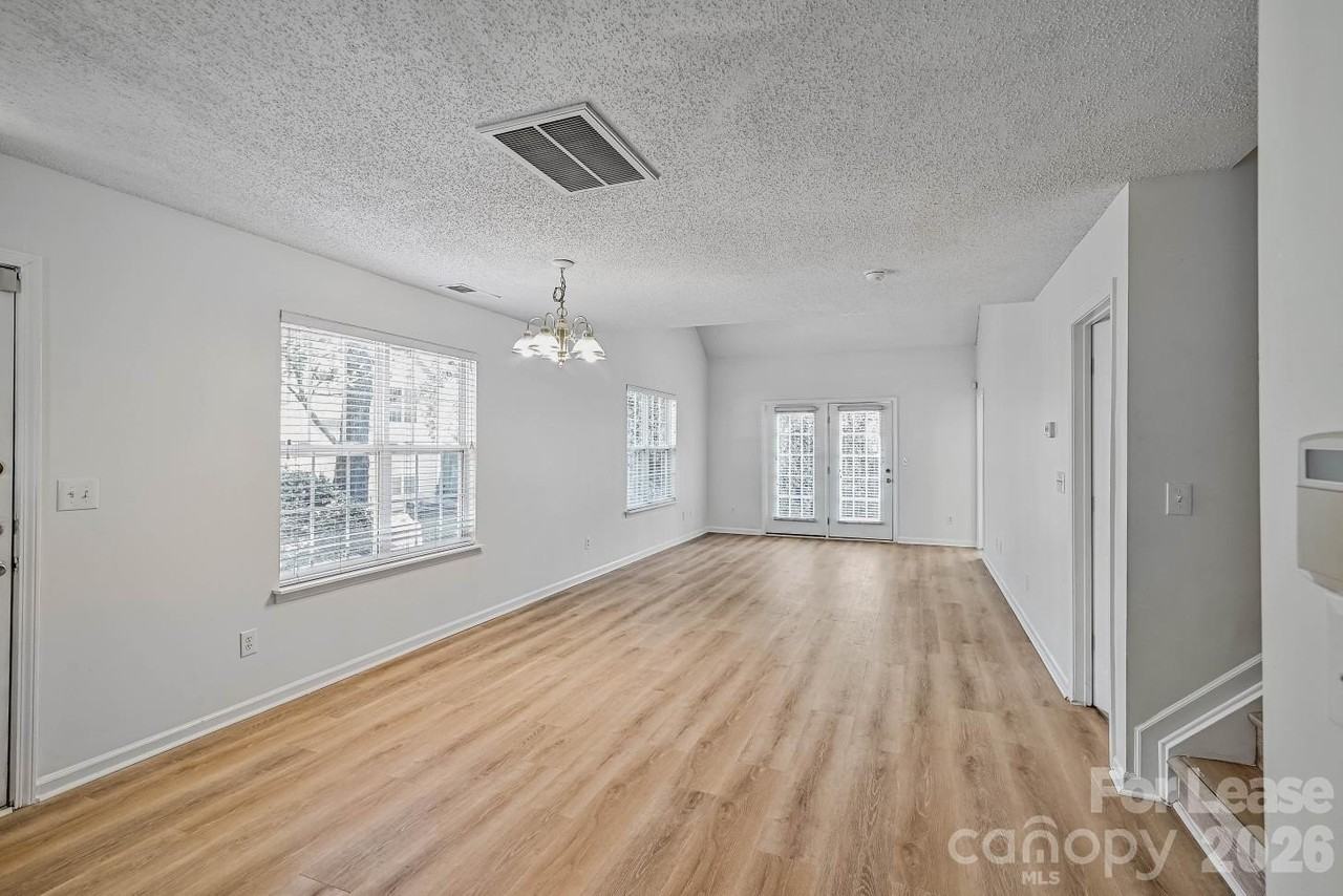 10630 Sleigh Bell Ln - Photo 5 of 36
