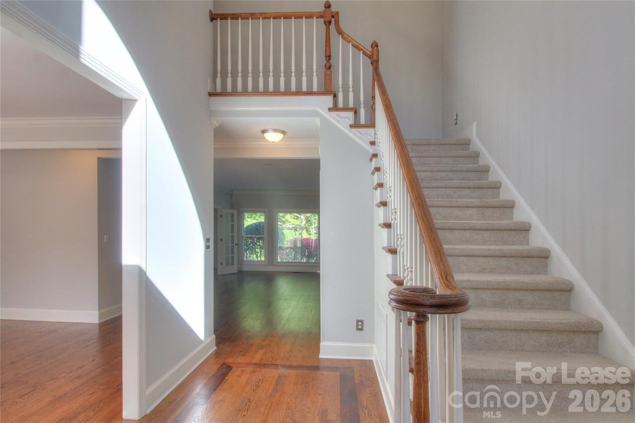 1217 Weddington Hills Dr - Photo 4 of 32