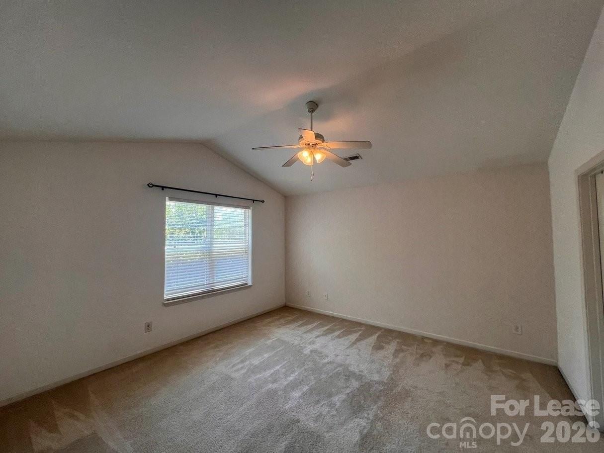 9505 Drains Bay Ct - Photo 7 of 29