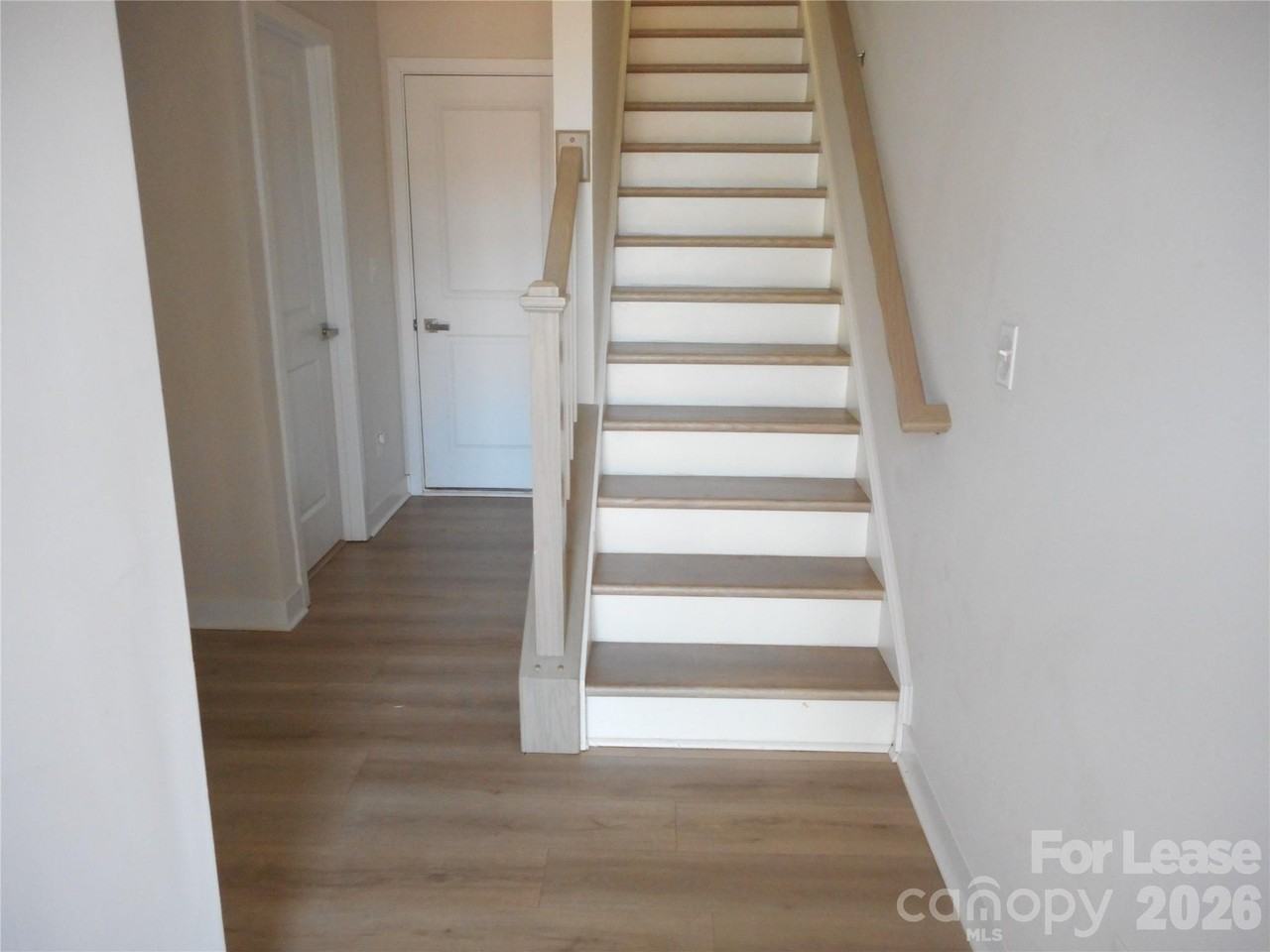 3121 Coquina Ln - Photo 5 of 28
