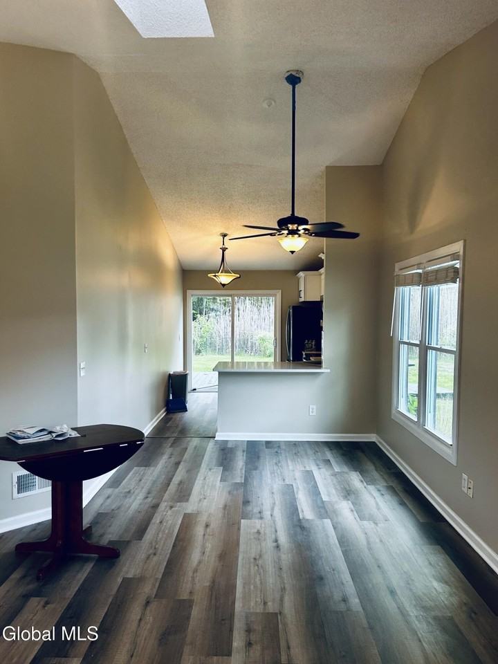 46 Westchester Dr - Photo 5 of 19