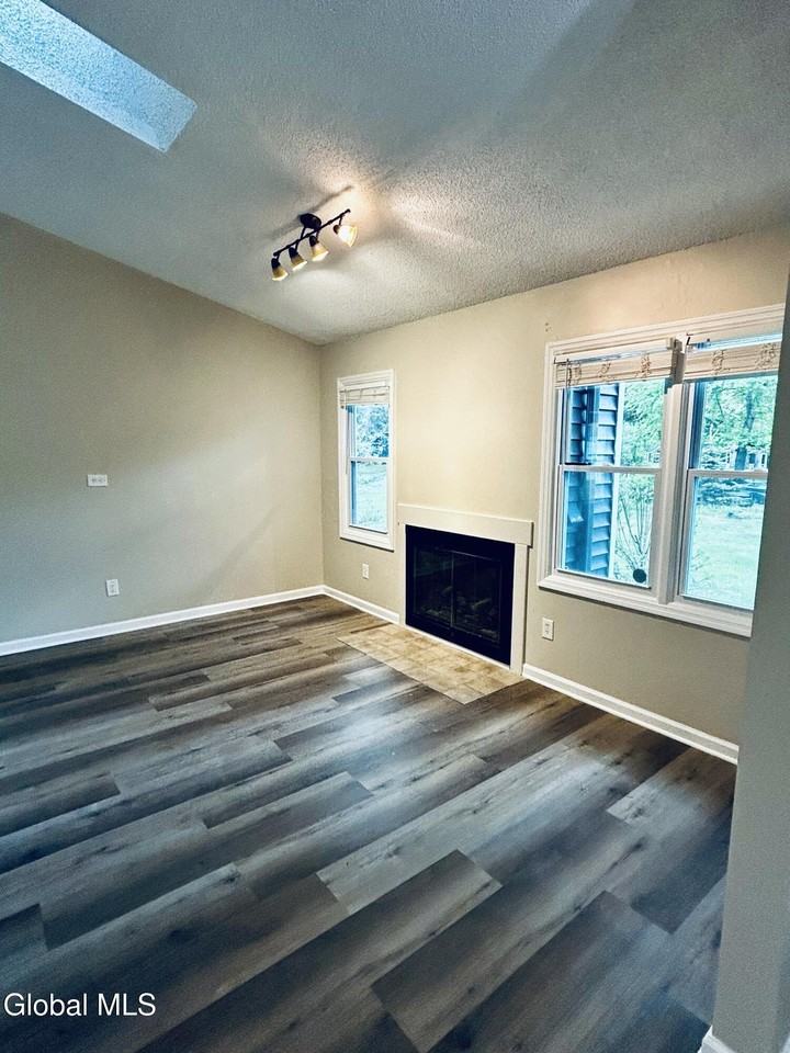46 Westchester Dr - Photo 6 of 19