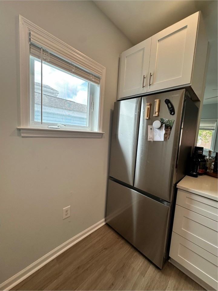 183 Romney St - Photo 7 of 20
