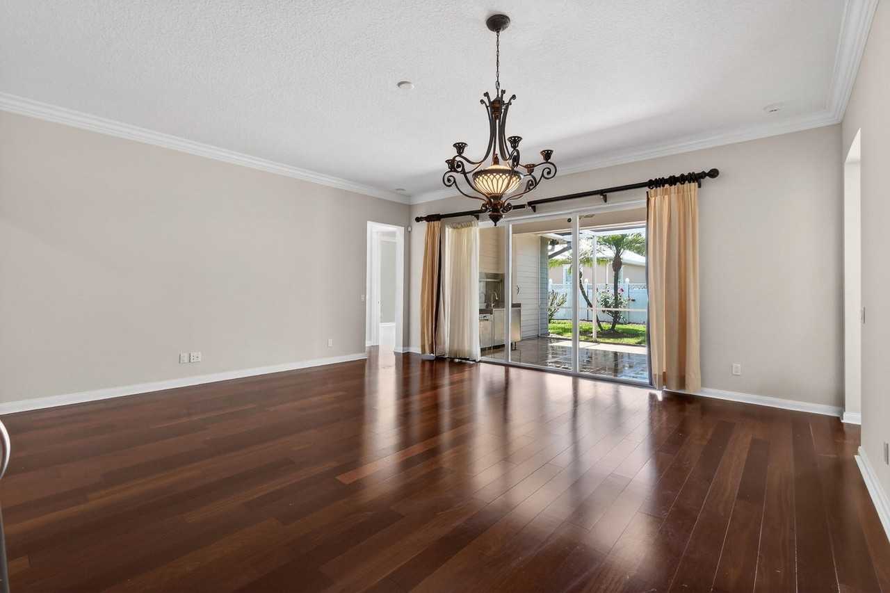 1316 Torch Key Way - Photo 5 of 18