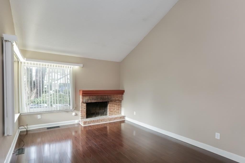 3087 Balearic Dr Se - Photo 3 of 26