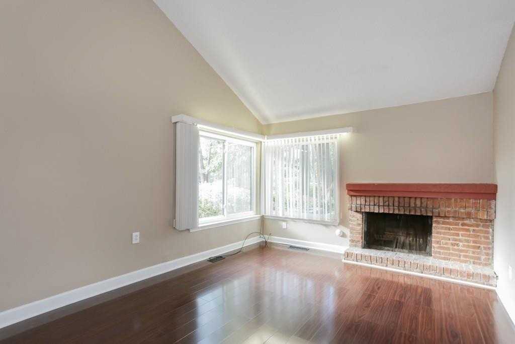 3087 Balearic Dr Se - Photo 4 of 26