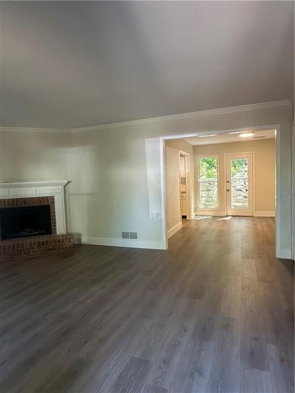 3155 Cape Cir - Photo 3 of 15