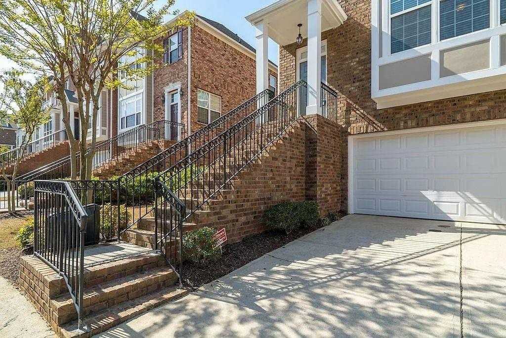 6120 Joybrook Rd - Photo 2 of 30
