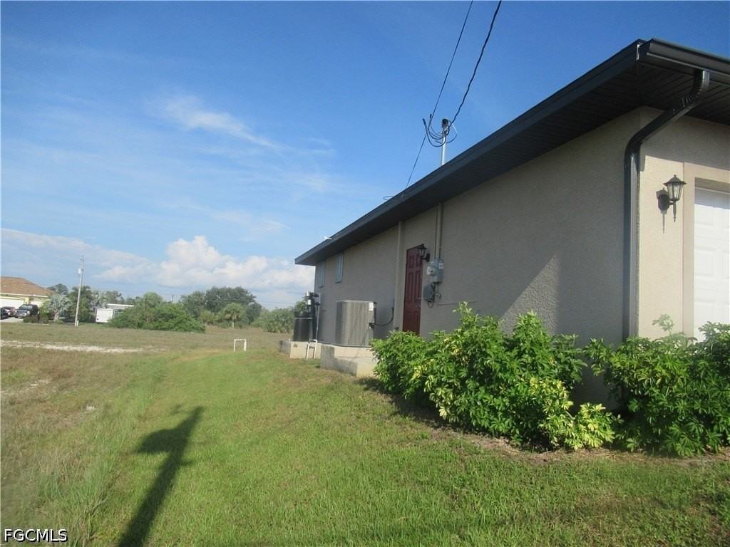 3241 Nw 41st Pl - Photo 3 of 13