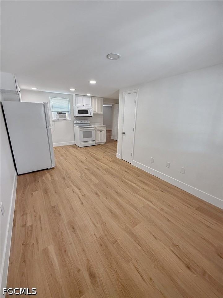 204 2nd St #2 - Photo 6 of 14