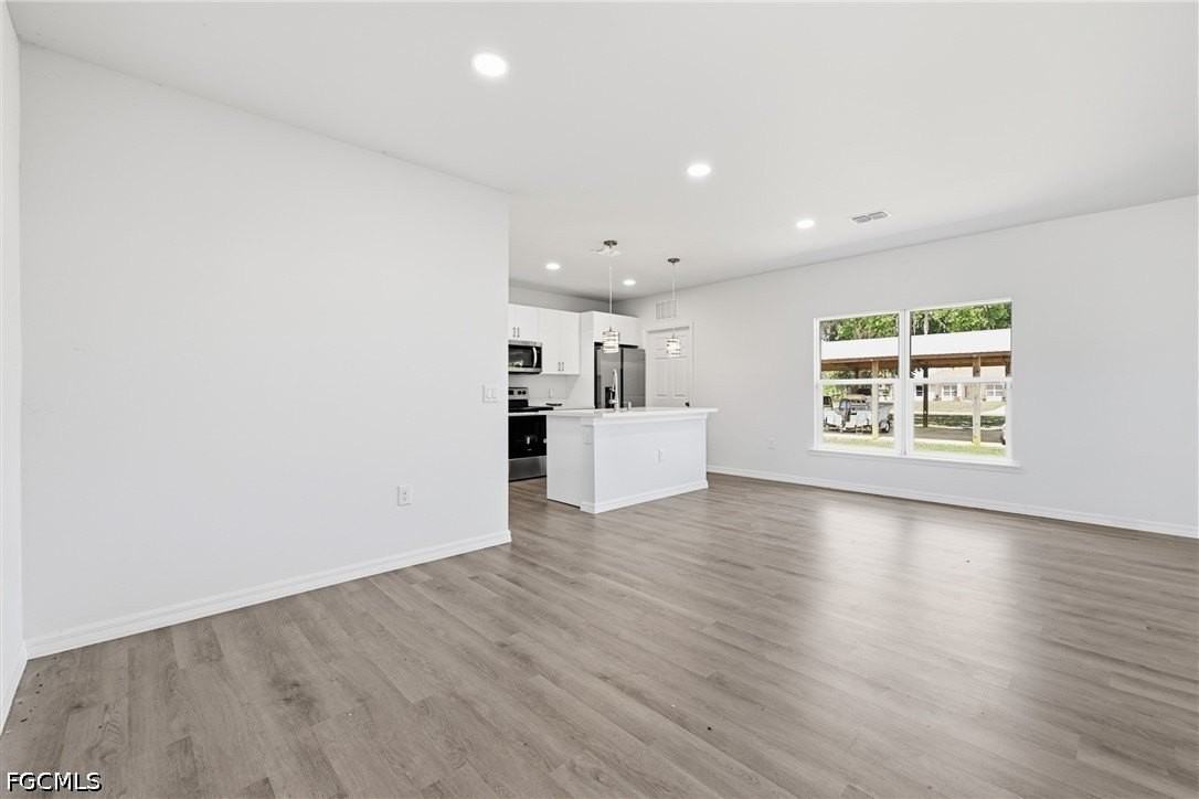 1406 Ford Cir - Photo 7 of 30