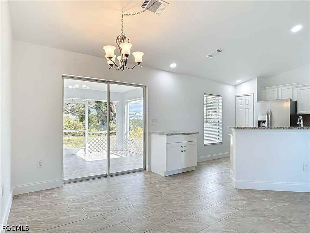 18522 Robinson Ave - Photo 6 of 36