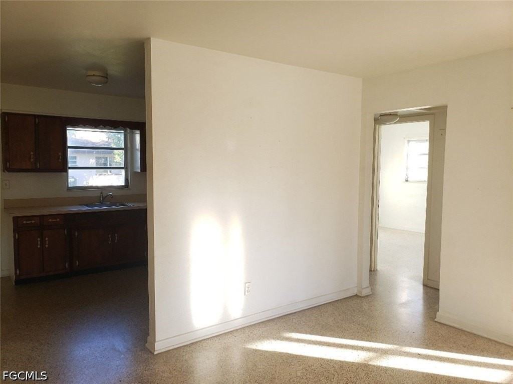 4911 Coronado Pkwy #B - Photo 2 of 11