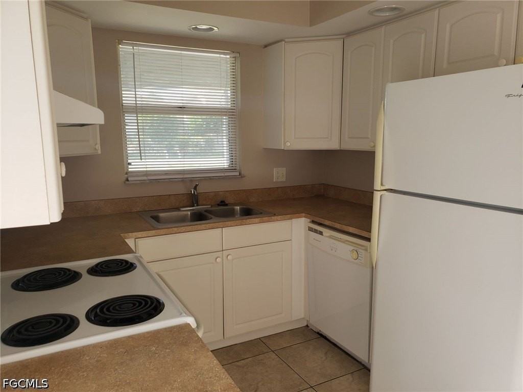 1103 Sw 48th Ter - Photo 7 of 20