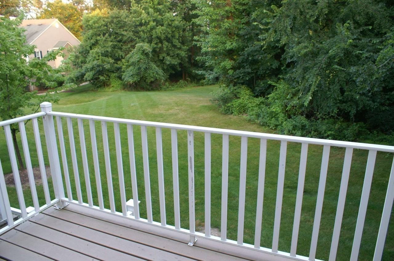 402 Bollen Ct - Photo 6 of 15