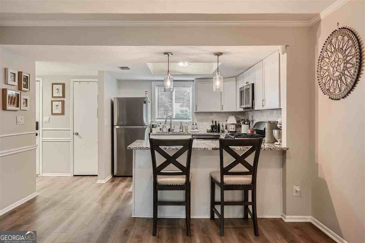 15 Little Silver Ct Se - Photo 3 of 12