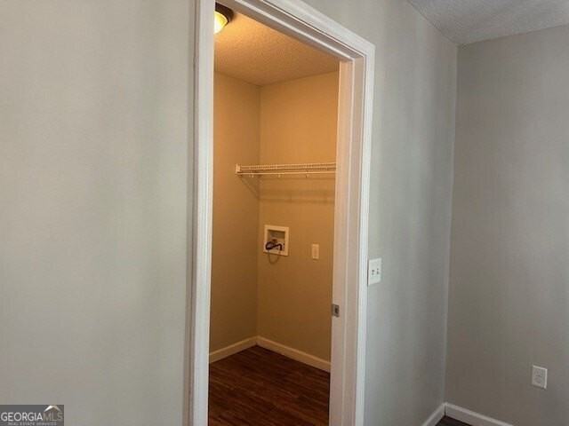 207 N Bridgeport Dr - Photo 2 of 10